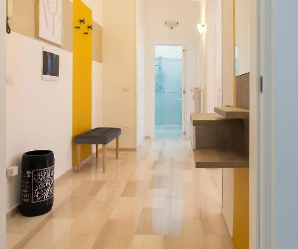 Elide - Nido D'amore In Ponte Milvio Con Balcone Roma